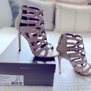 BCBG Maxazria Vicenza Stiletto heel 4.25 inches